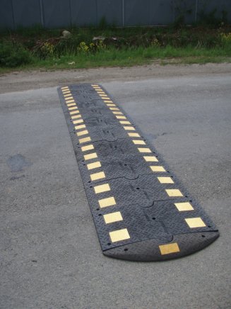 Materiał łączący do uniwersalnych progów zwalniających - 1