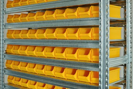 Bezśrubowy regał półkowy 1972 x 1124 x 330 mm z plastikowymi pojemnikami 877851019 (różne warianty) - 4