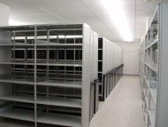 Regał szynowy o szerokości 830 mm, typ E1.28 (różne warianty)