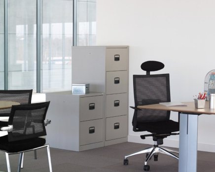 Metalowa szafka kartotekowa dwuszufladowa + przegródki w komplecie - Bisley CC2H1A/FLS - 4