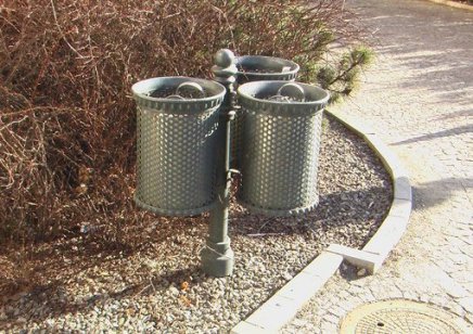 Żeliwny kosz na śmieci 25L REX 1 z mocnym słupkiem - 2