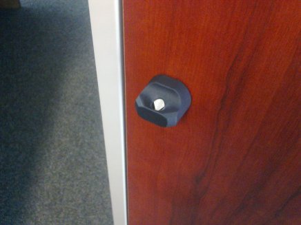 Szafka BHP pracownicza z drzwiami laminowanymi BAS 33AL - 3