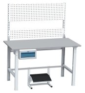 Regulowany stół montażowy MTS 101 z podwieszanym kontenerem i tablicą perforowaną – szer. 1500 mm, wys. 1700-1980 mm, zestaw MTS 101