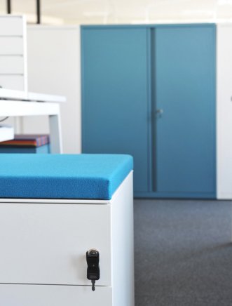 Panel tapicerowany z mocowaniem magnetycznym SPAD4277 do kontenerów biurowych - 7