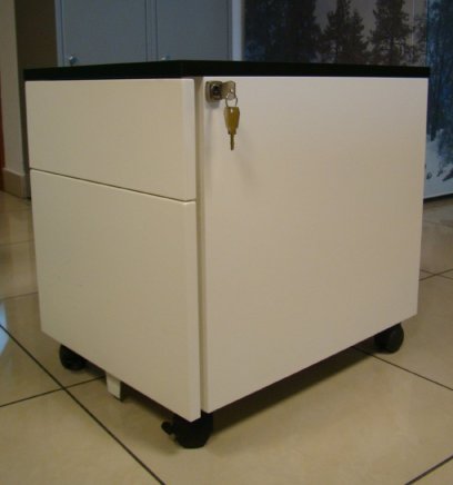 Mobilny kontenerek biurowy