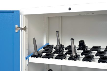 Szafka na narzędzia NC z drzwiami uchylnymi 02.2118.04A z wyposażeniem - 2