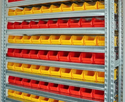 Bezśrubowy regał półkowy 1972 x 1124 x 330 mm z plastikowymi pojemnikami 877851019_VAR_5 - 3