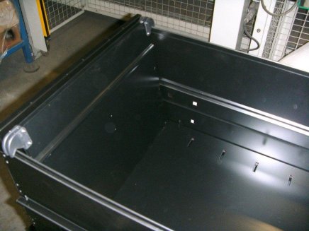 Wkładane perforowane dno do szafek na dokumenty Bisley BS, format FLS - 4