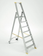 Drabina aluminiowa 7-stopniowa łącznie z podestem Forte 9307