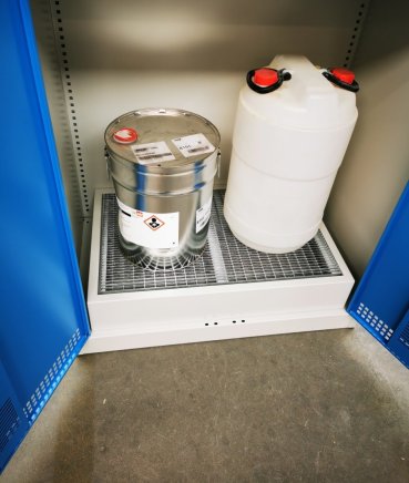 Szafa do przechowywania substancji chemicznych SCH 0051 - 4